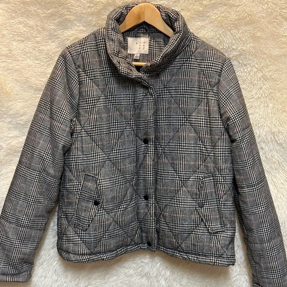 A New Day | Houndstooth Snap Button Jacket | Size: Large | Black & White - Picture 2 of 10